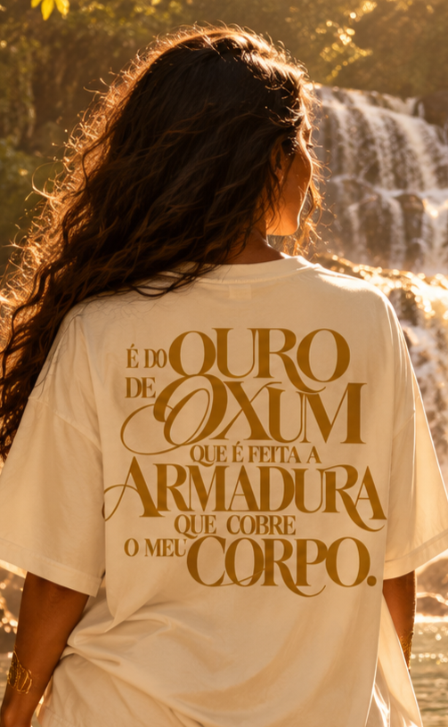 Camiseta Unissex Armadura de Oxum